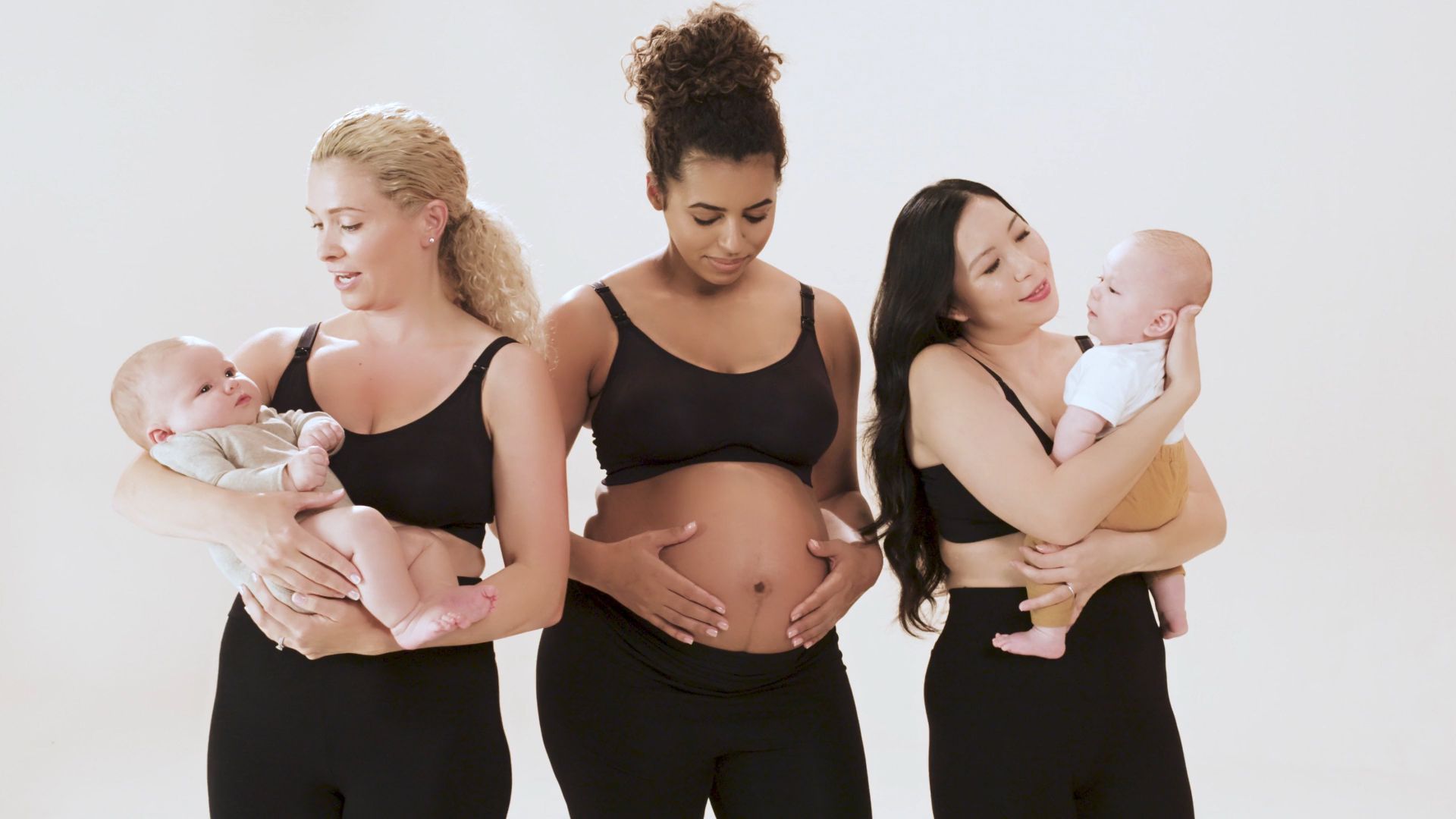 Medela Ultimate BodyFit pregnancy and nursing br…